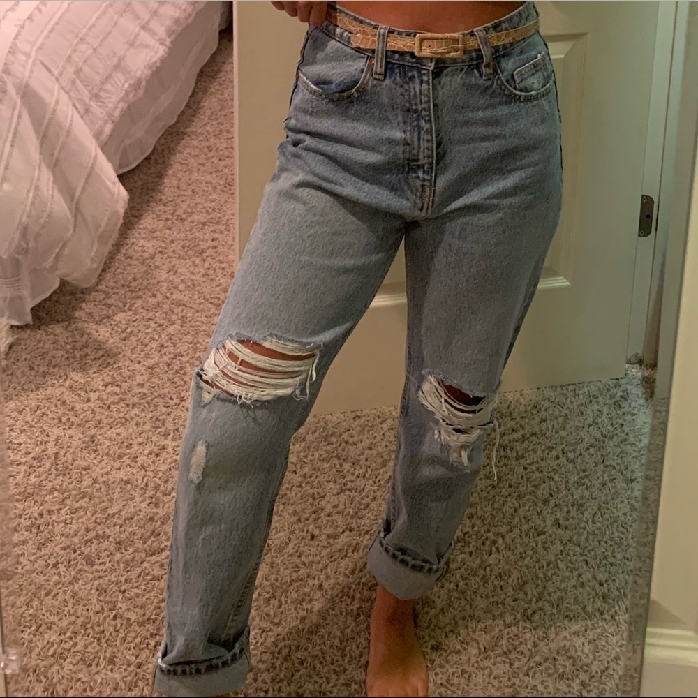 Zara, Size: 4, high waisted medium wash ripped jeans